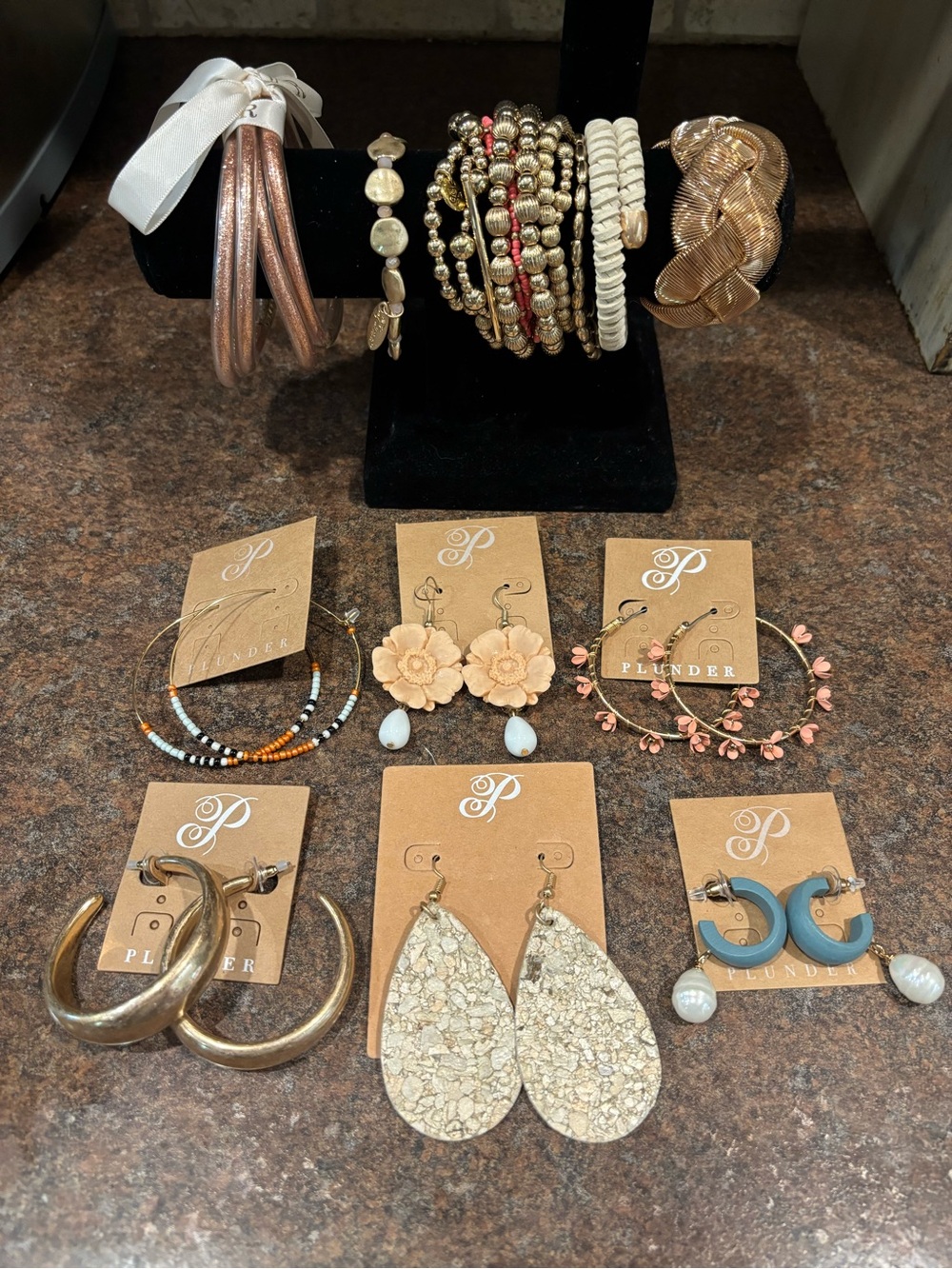 ⚫️Plunder Women's Mixed Earrings and Bracelet Set - Gold, Rose Gold, Blue, Cream
